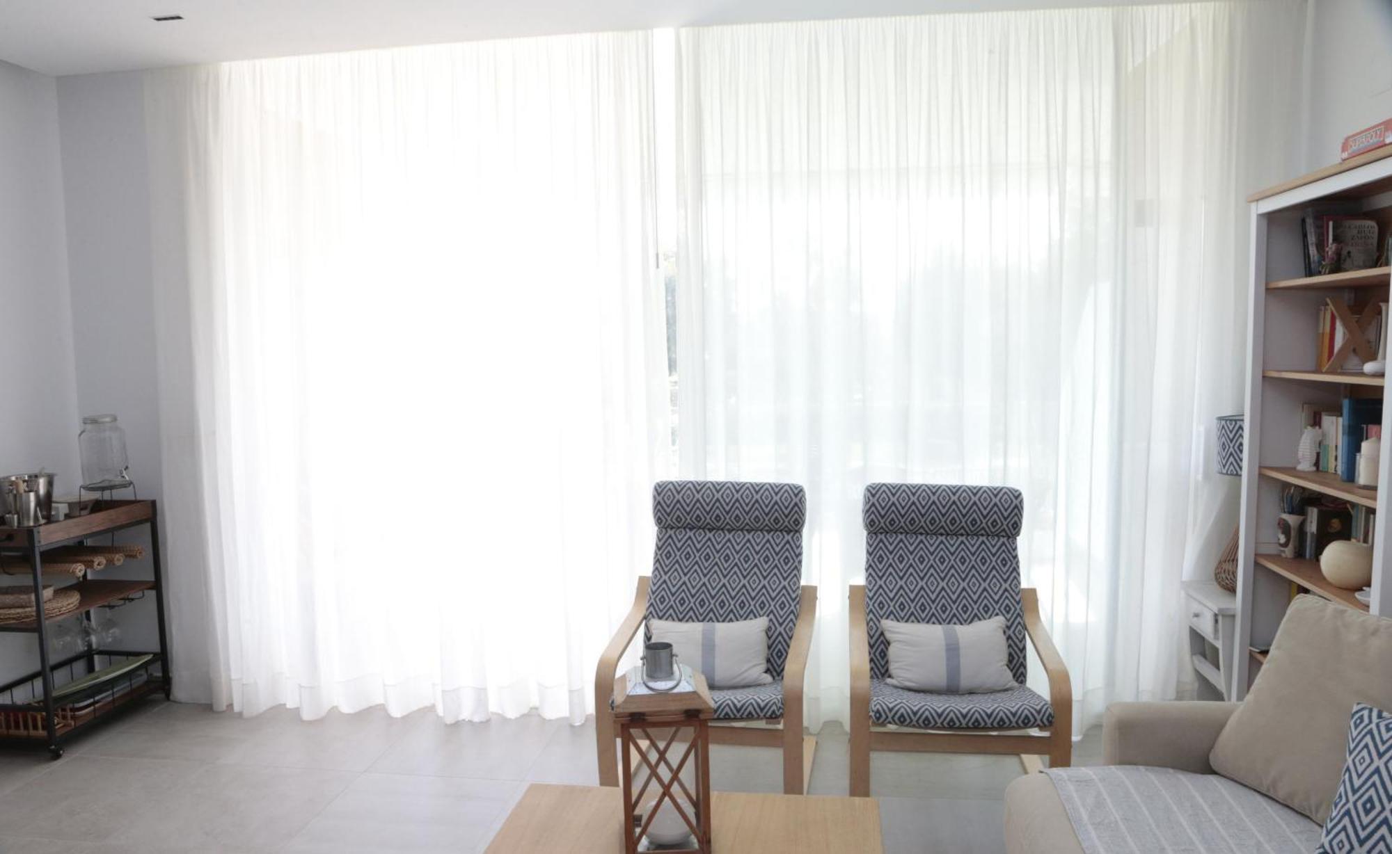 Eleven Views Lightbooking Apartamento